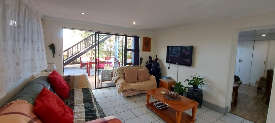 7 Bedroom Property for Sale in Gonubie Eastern Cape